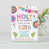 Fiesta 30th Birthday Uitnodiging Heilige Guacamole (Staand voorkant)