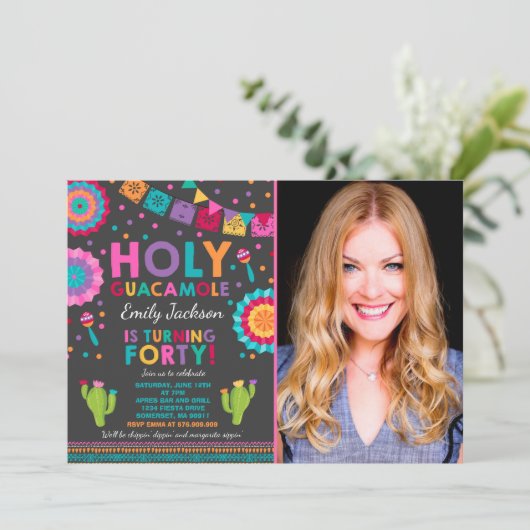 Fiesta 40e verjaardag Uitnodiging Heilige Guacamol (Staand voorkant)