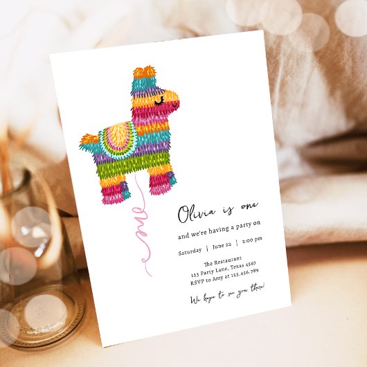 Fiesta en Fun Piñata Llama Meisje Eerste Verjaarda Kaart