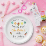 Fiesta Fun Colorful Kids Birthday Party Papieren Bordje<br><div class="desc">Voeg wat specerijen toe aan het verjaardagsfeest van uw kind met een reeks decoratief snijpapier en een  piñata in het midden. Veel plezier met dit bord op verjaardagsfeestje voor een jongen of een meisje. Dit vrolijke genderneutrale ontwerp biedt heldere kleuren met een witte achtergrond.</div>