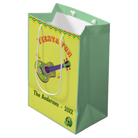 Fiesta Fun Mexican Limoen Monogram Medium Gift Bag Medium Cadeauzakje (Voorkant Gekanteld)
