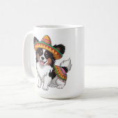 Fiesta Papillon Hond met Sombrero en Sarape Koffiemok (Voorkant links)