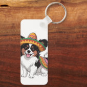 Fiesta Papillon Hond met Sombrero en Sarape Sleutelhanger (Achterkant)