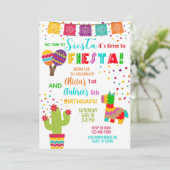 Fiesta siblings meisjes verjaardagsuitnodiging. kaart (Staand voorkant)