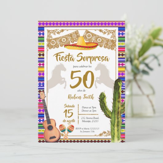 Fiesta Sorpresa Mexican Charro Birthday Uitnodigin Kaart (Staand voorkant)