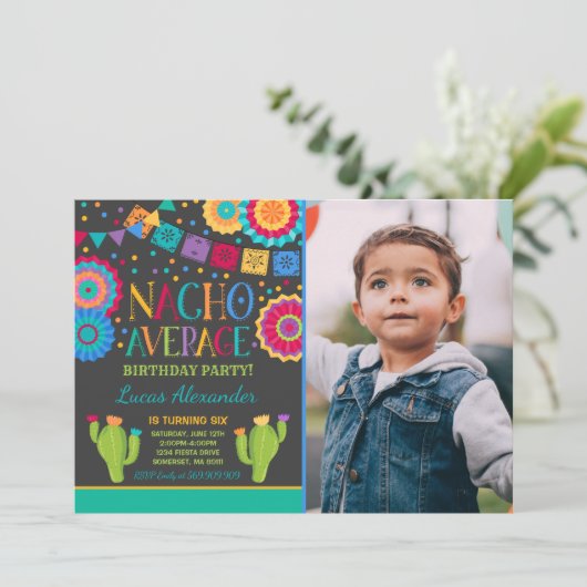 Fiesta Verjaardag Uitnodiging Nacho Gemiddelde Par (Staand voorkant)