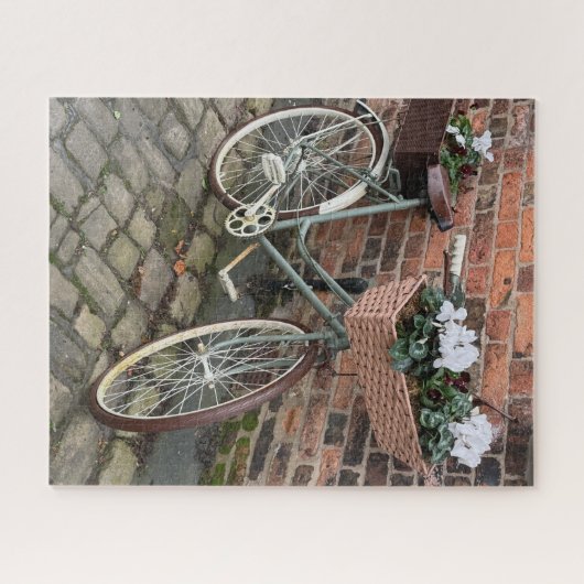 Fiets met bloemenmanden in het Engelse dorp Legpuzzel (Horizontaal)