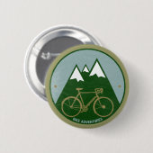 Fietsavontuur in de bergen ronde button 5,7 cm (Voorkant /achterkant)