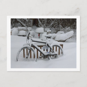 Fietscyclus fietsen die wachten op lente briefkaart