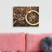 Fietsdelen met herfstbladeren canvas afdruk (Insitu (Woonkamer))