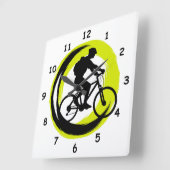 Fietsen/Bike Riding Fun in de zomer Vierkante Klok (Hoek)