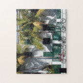 Fietsen geparkeerd bij appartementencomplex Key We Legpuzzel (Verticaal)