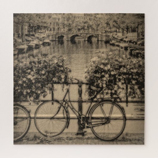 Fietsen in Amsterdam - Sepia - 20x20 - 676 pc Legpuzzel (Verticaal)