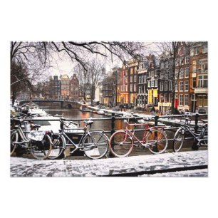 Fietsen in de sneeuw in Amsterdam Foto Afdruk