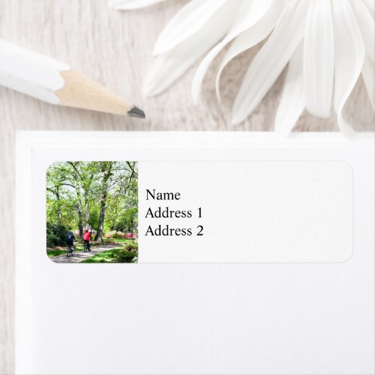 Fietsen in het voorjaar etiket (Insitu)