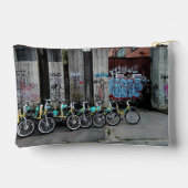 Fietsen, voor de graffiti muur etui (Achterkant)