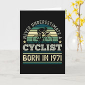 Fietser geboren in 1971 50th Birthday Gift Cycling Kaart (Gele Bloem)