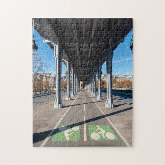 Fietspad op de pont Bir-Hakeim - Parijs, Frankrijk Legpuzzel (Verticaal)