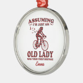 Fietsvrouw veronderstelt dat ik gewoon een oude da metalen ornament (Links)