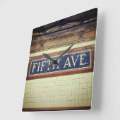  Fifth Avenue Sign - Manhattan, NYC Vierkante Klok (Hoek)