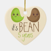 Fifth Funny Wedding Bean Five years couple Keramisch Ornament (Achterkant)