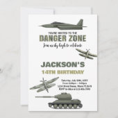 Fighter Jet Verjaardag Uitnodigingen Gevaarzone (Voorkant)
