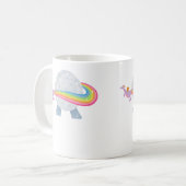 Figment die rond de Epcot-bal vliegt met regenboog Koffiemok (Voorkant links)