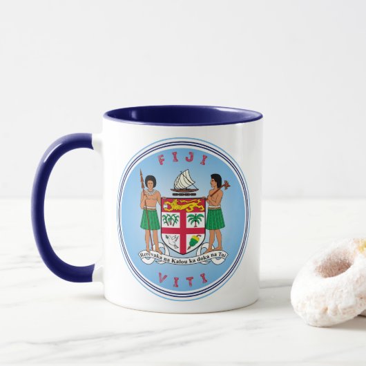 Fiji Erfgoed Embleem Mok (Met donut)