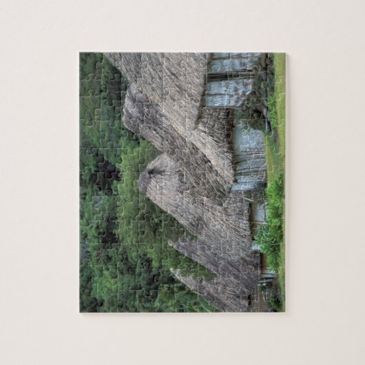 Fiji, Viti, traditionele huthuizen. Legpuzzel (Verticaal)