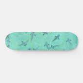 Fiji zwemt in helder blauw skateboard (Horizontaal)