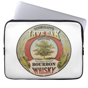 Fijn koper gedistilleerde Bourbon whisky. Laptop Sleeve
