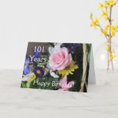 Fijne 101ste verjaardag! Roze Rose Bouquet Kaart (Gele Bloem)