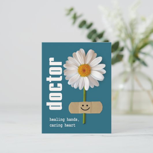 Fijne Artsen Dag. Smiling Daisy Briefkaart (Staand voorkant)