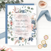 Fijne Bloemen met groen, Stoffig Blauw Bruiloft Kaart