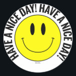 Fijne dag verder! Smilie Sticker<br><div class="desc">"Fijne dag verder!" Gele Smilie Ronde Glanzende Sticker. Ontworpen door SMILIEWEAR™. Verspreid een beetje geluk! Grote en kleine stickers beschikbaar. ONTWERP GEOPTIMALISEERDE LICHTE KLEUR ACHTERGRONDOPTIES. Een grappige en vrolijke sticker voor cadeauverpakking, een persoonlijk accessoire of een sticker van de naam van een verjaardags- of kerstfeestje. Wat is er beter dan...</div>