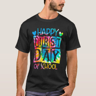 Fijne eerste dag van de schooltijd, kleurstof en t t-shirt