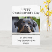 Fijne grootouderdag voor grootmoeder van de hond kaart (Gele Bloem)