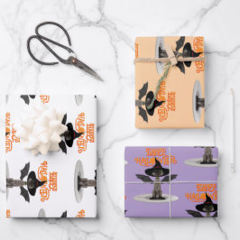 Fijne Halloween. Kat met vleugels en heks pet Inpakpapier Vel