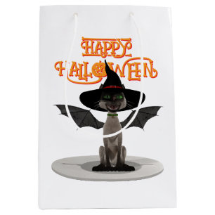 Fijne Halloween. Kat met vleugels en heks pet Medium Cadeauzakje