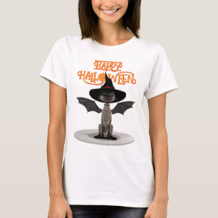Fijne Halloween. Kat met vleugels en heks pet T-shirt