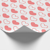 Fijne hartvormen wit rood patroon cadeaupapier (Hoek)