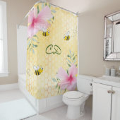 Fijne hommels gele honingraat roze monogram douchegordijn (In situ)