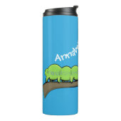 Fijne leuke cartoon met groene caterstijl thermosbeker (Gedraaid links)