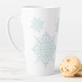 Fijne lichtblauwe sneeuwvlokken latte mok