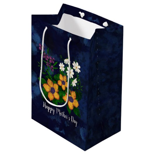 Fijne Moederdag Gele Paarse Witte Bloemen Medium Cadeauzakje (Voorkant Gekanteld)