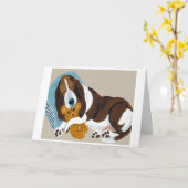 Fijne Moederdag! Slapende Basset Hound Kaart (Gele Bloem)
