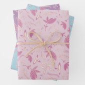 Fijne pastelbloemen en bogen inpakpapier vel (In situ)