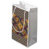 Fijne pleistertas met tapijt klein cadeauzakje (Achterkant Gekanteld)