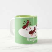 Fijne rode mieren schaatsen cartoon tweekleurige koffiemok (Voorkant links)