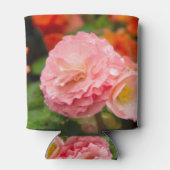 Fijne roze bloem na de regen blikjeskoeler (Achterkant)